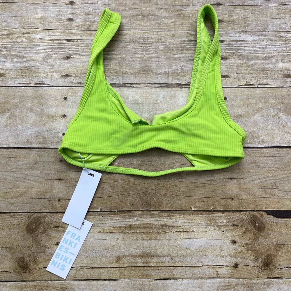 Frankies Bikinis SET. Cole Ribbed Top & Cole Ribbed Cheeky Bottom in ‘slime’ - Picture 4 of 11